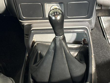 2020-Nissan-NP300-25-TDi-Hi-Rider-Double-Cab_11