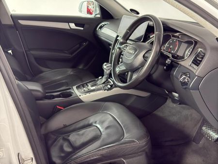 2012-Audi-A4-20-TDI-S-Auto_10