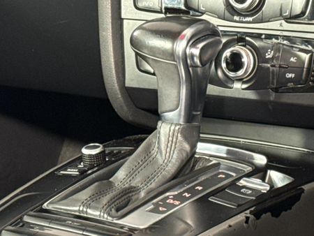 2012-Audi-A4-20-TDI-S-Auto_11