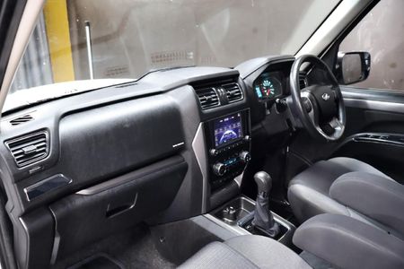 2025-Mahindra-Pik-Up-22-mHawk-S11-4x4-Auto-Double-Cab_11