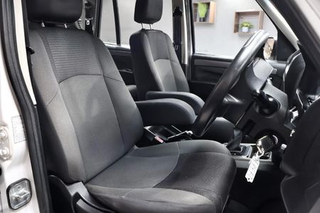 2025-Mahindra-Pik-Up-22-mHawk-S11-4x4-Auto-Double-Cab_12