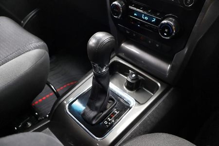 2025-Mahindra-Pik-Up-22-mHawk-S11-4x4-Auto-Double-Cab_17