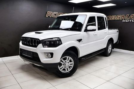 2025-Mahindra-Pik-Up-22-mHawk-S11-4x4-Auto-Double-Cab_22