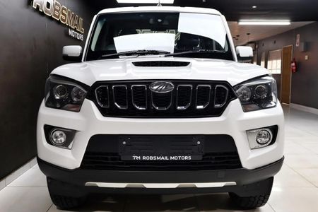 2025-Mahindra-Pik-Up-22-mHawk-S11-4x4-Auto-Double-Cab_26
