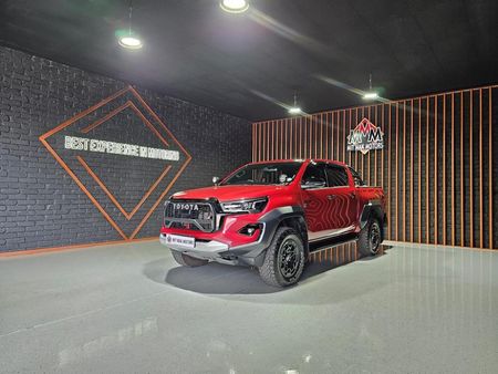 2025-Toyota-Hilux-28GD-6-GR-Sport-Double-Cab-4x4_0