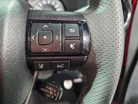 2025-Toyota-Hilux-28GD-6-GR-Sport-Double-Cab-4x4_16