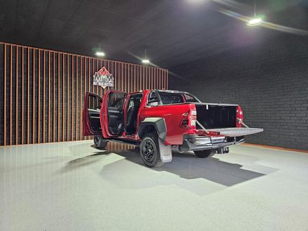 2025-Toyota-Hilux-28GD-6-GR-Sport-Double-Cab-4x4_23
