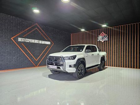 2023-Toyota-Hilux-28-GD-6-Raised-Body-Legend-4x4-Auto-Double-Cab_0