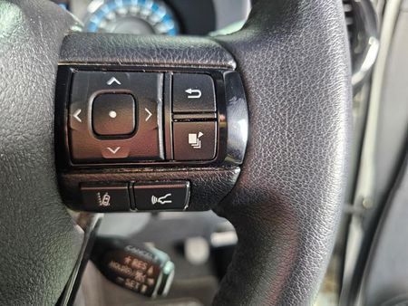 2023-Toyota-Hilux-28-GD-6-Raised-Body-Legend-4x4-Auto-Double-Cab_16