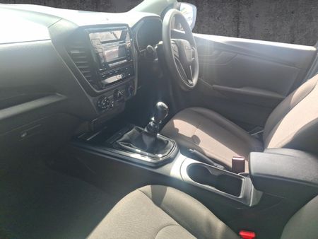 2026-Isuzu-D-Max-19-DDI-HR-L-Single-Cab_17