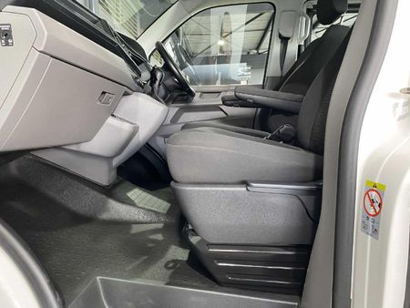 2024-Volkswagen-Kombi-T61-20-TDI-110kW-Auto-Trendline_9