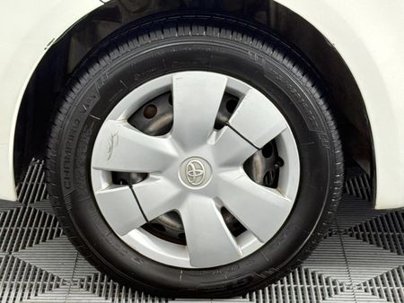 2008-Toyota-Yaris-T1-5-dr_15