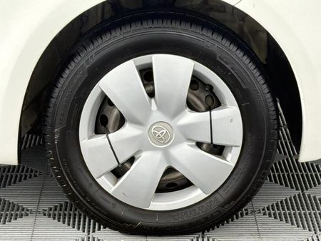 2008-Toyota-Yaris-T1-5-dr_16