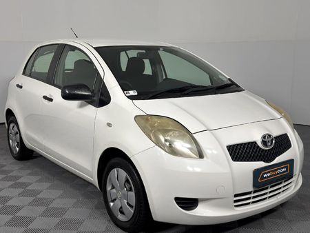 2008-Toyota-Yaris-T1-5-dr_2