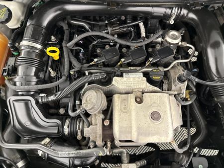2018-Ford-Fiesta-10-EcoBoost-Ambiente-5-dr_14