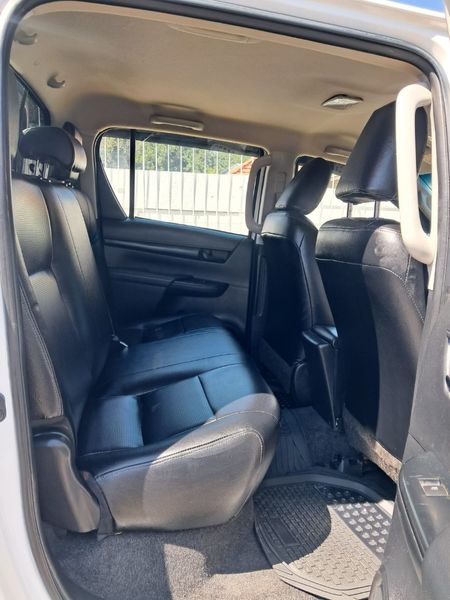 2017-Toyota-Hilux-24-GD-6-Raised-Body-SRX-Double-Cab_6