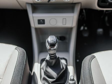 2026-Renault-Triber-10-Techno_10