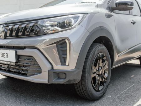 2026-Renault-Triber-10-Techno_17