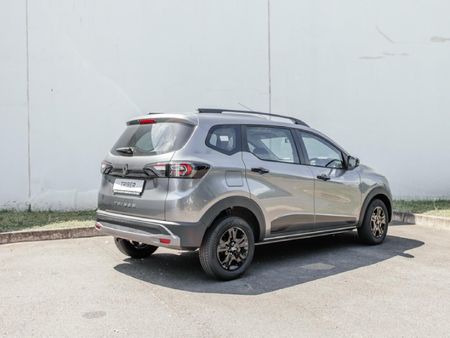 2026-Renault-Triber-10-Techno_21