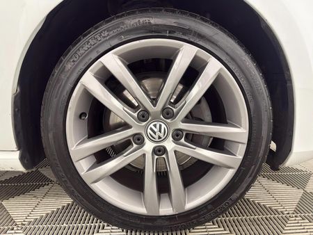 2015-Volkswagen-Golf-VII-14-TSI-Comfortline-Auto_19