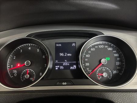 2015-Volkswagen-Golf-VII-14-TSI-Comfortline-Auto_7