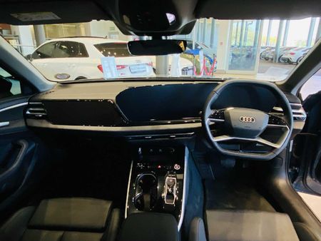 2025-Audi-A5-TFSI-S-Line-146kW_15