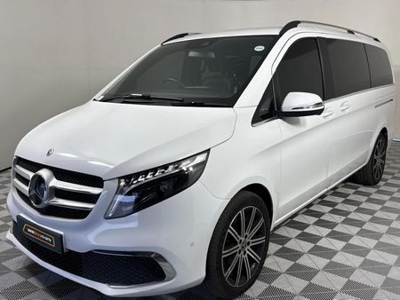 2023-Mercedes-Benz-V-Class-V220d-Avantgarde-Auto_0