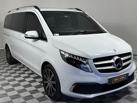 2023-Mercedes-Benz-V-Class-V220d-Avantgarde-Auto_2