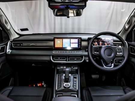 2026-GWM-P-Series-P300-24TD-LS-Auto-Double-Cab_4