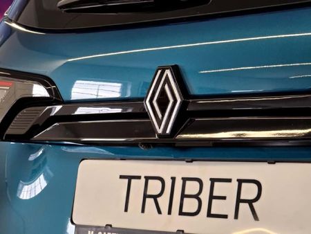 2026-Renault-Triber-10-Techno_4