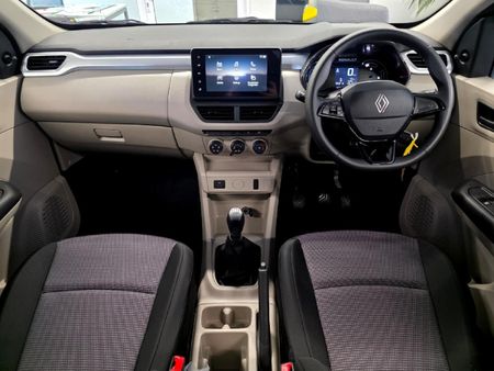 2026-Renault-Triber-10-Evolution_4