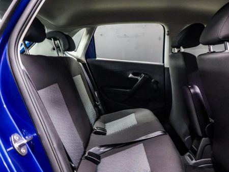 2026-Volkswagen-Polo-Vivo-14-Life_8