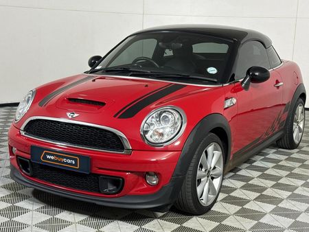 2015-MINI-Coupe-Cooper-S_0
