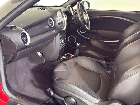 2015-MINI-Coupe-Cooper-S_7