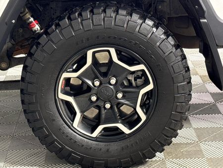 2022-Jeep-Gladiator-Rubicon-36-4x4-Auto-Double-Cab_19