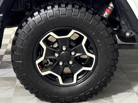 2022-Jeep-Gladiator-Rubicon-36-4x4-Auto-Double-Cab_20