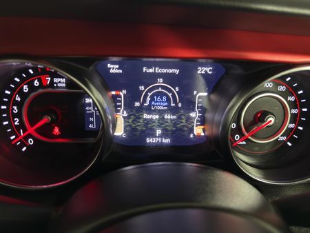 2022-Jeep-Gladiator-Rubicon-36-4x4-Auto-Double-Cab_7