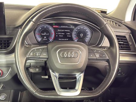 2022-Audi-Q5-Sportback-quattro-S-Line-Auto-40-TDI_12