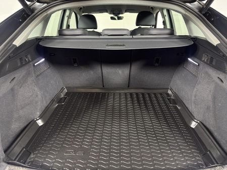 2022-Audi-Q5-Sportback-quattro-S-Line-Auto-40-TDI_14