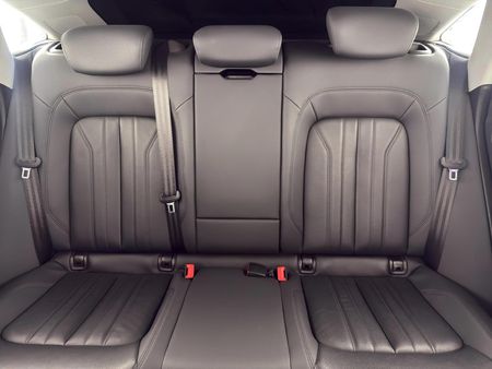 2022-Audi-Q5-Sportback-quattro-S-Line-Auto-40-TDI_8