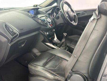 2016-Ford-B-Max-10-EcoBoost-Titanium_9