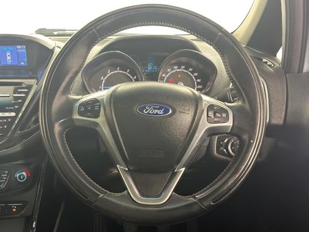 2016-Ford-B-Max-10-EcoBoost-Titanium_12