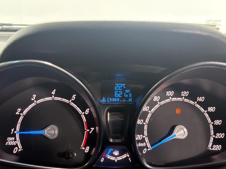 2016-Ford-B-Max-10-EcoBoost-Titanium_7