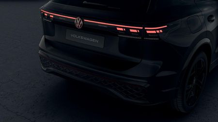 2026-Volkswagen-Tiguan-14TSI-R-Line_5