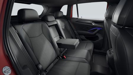 2026-Volkswagen-Tiguan-20-TSI-R-Line-4Motion-Auto_10