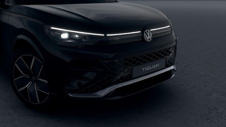 2026-Volkswagen-Tiguan-20-TSI-R-Line-4Motion-Auto_6