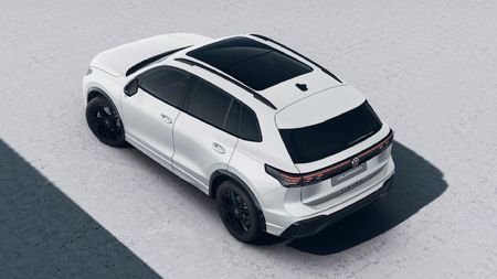 2026-Volkswagen-Tiguan-20-TSI-R-Line-4Motion-Auto_3