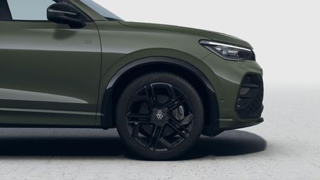 2026-Volkswagen-Tiguan-20-TSI-R-Line-4Motion-Auto_7
