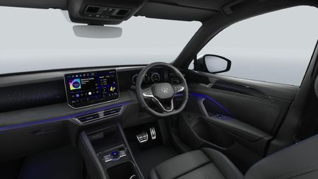 2026-Volkswagen-Tiguan-20TDI-R-Line-4Motion_8