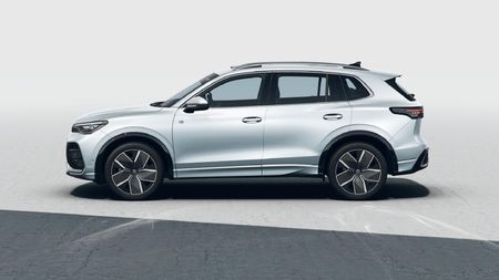 2026-Volkswagen-Tiguan-20TDI-R-Line-4Motion_1